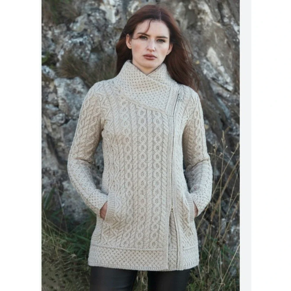 Aran Knit‎ Asymmetrical Zip Cardigan Ivory/Beige/Natural - Picture 12 of 12